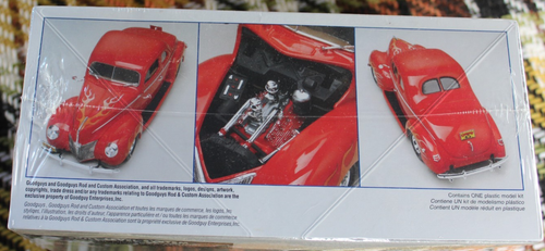 Revell 41 Ford Coupe Street Rod 1:25 scale Good Guys Rod and Custom Association - Picture 2 of 3