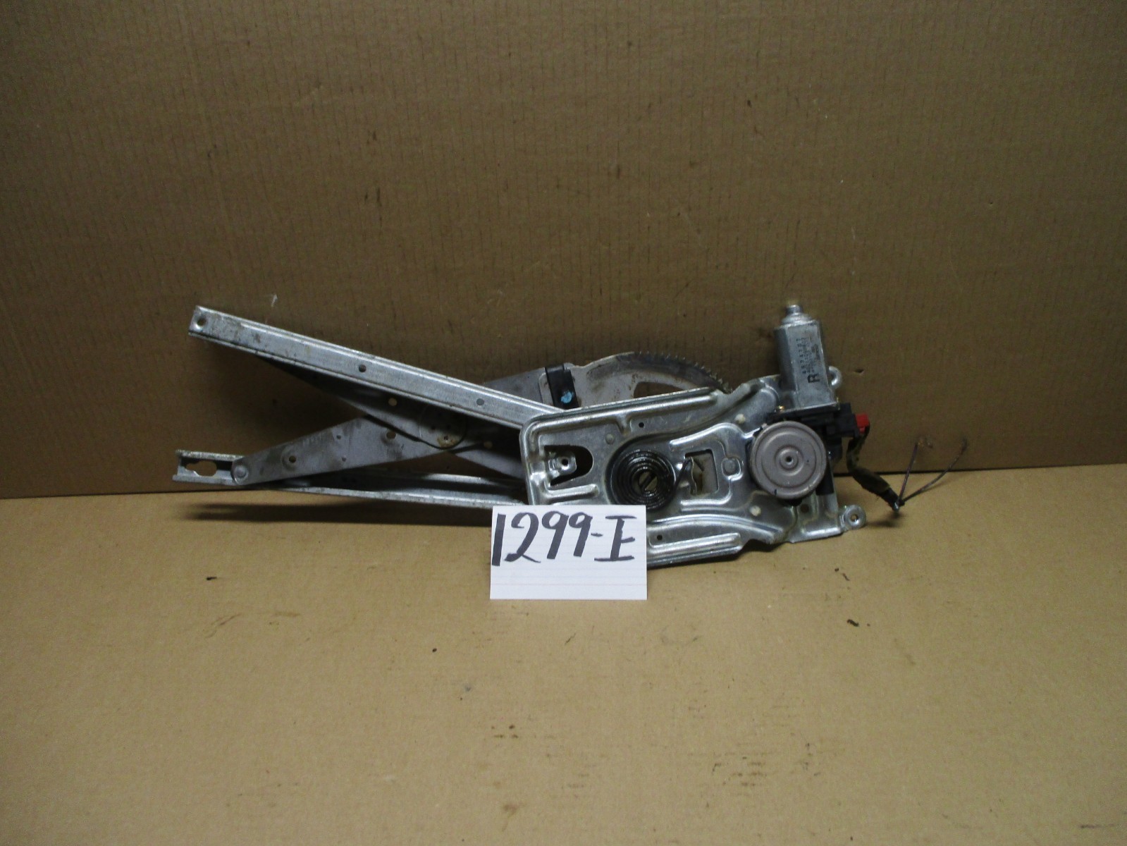 01 02 03 04 Dodge Intrepid FRONT PASSENGER Side Window Regulator W/ Motor#1299-E