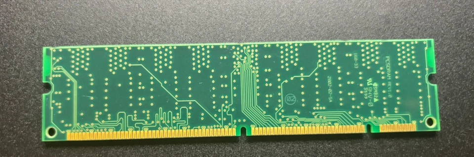 Infineon HYS64V8300GU-8-C 64MB SDRAM 100MHz  CL2 Non-ECC 168-Pin Tested - Image 2 of 3