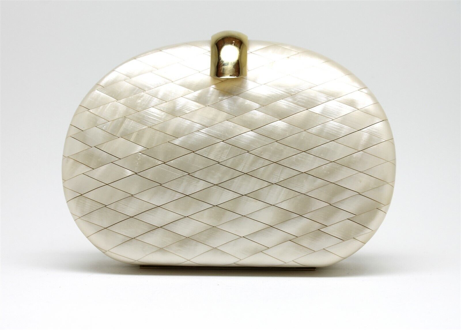 Mother Of Pearl Clutch Bag at Rs 3000 | Ladies Clutch in New Delhi | ID:  17747944012