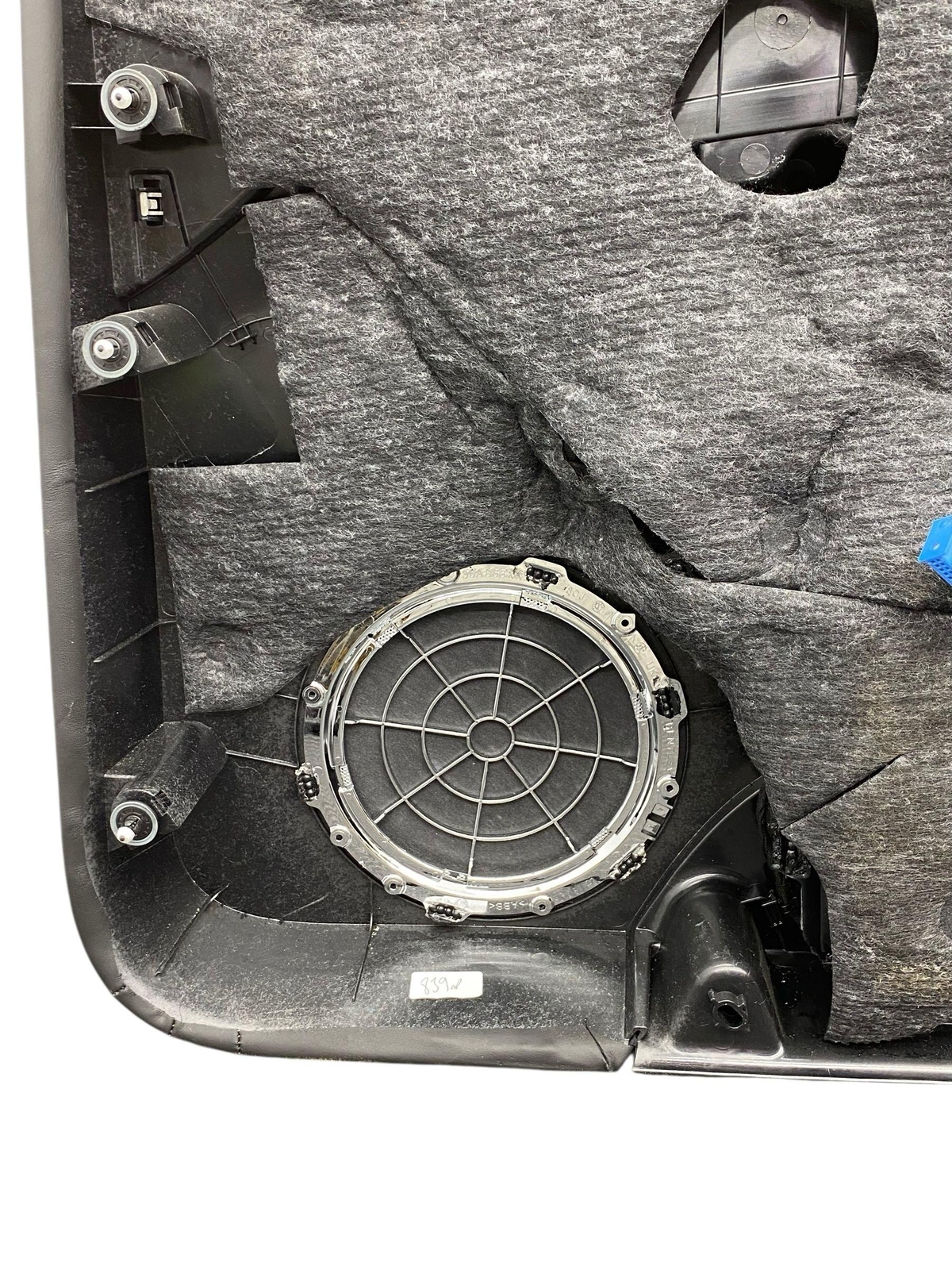 2016-2020 BENTLEY BENTAYGA OEM FRONT LEFT DOOR TRIM PANEL |BELUGA (BB) *SCRAPES*