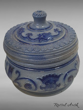 276252 traumschöner antiker STEINGUT-TOPF  MIT MASKARON-FRATZENGESICHT & Deckel