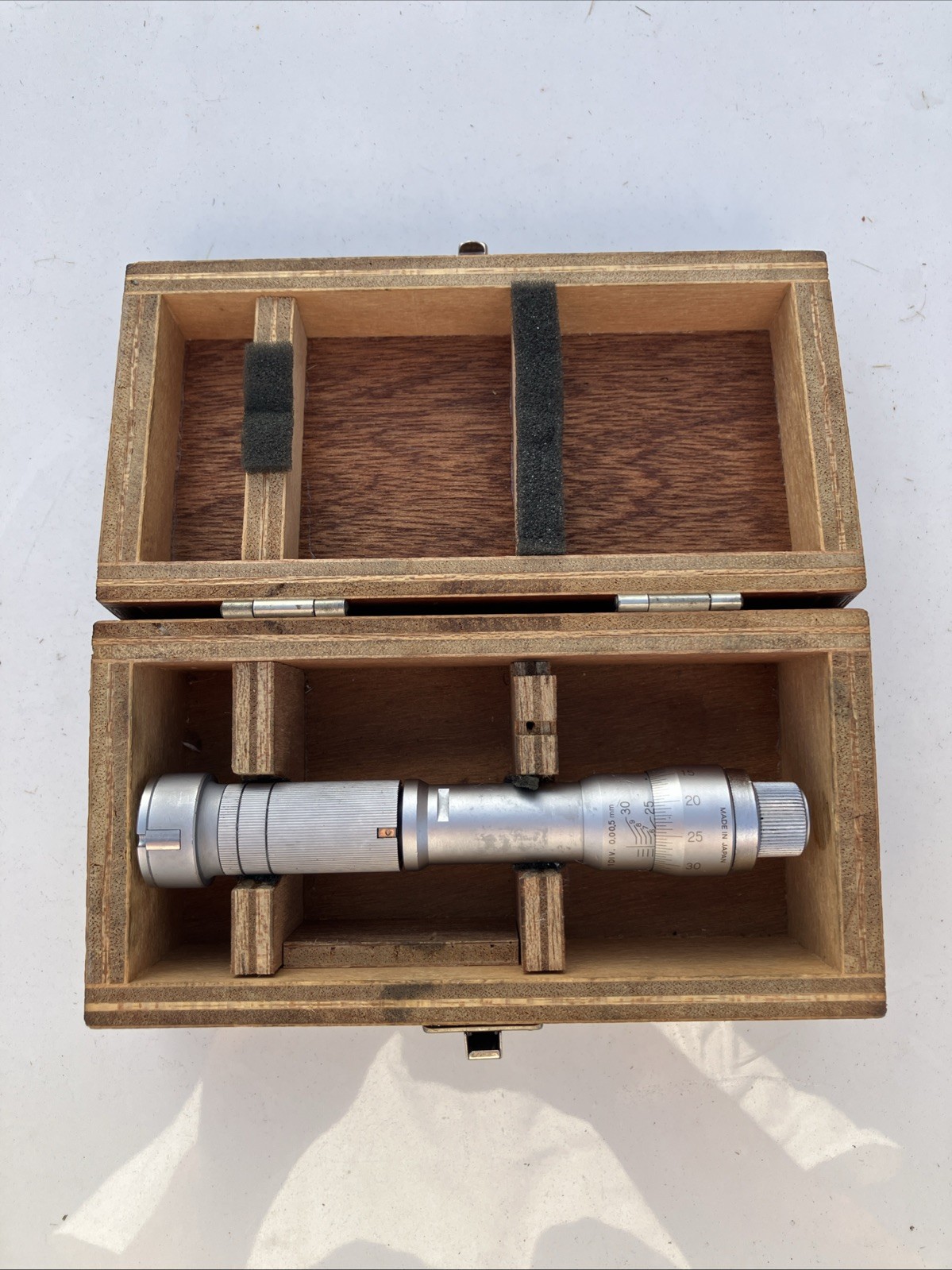 Mitutoyo 368-707 Innenmessschraube Messbereich 25-30mm 3-POINT INSIDE MICROMETER
