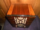 Silvertone Tombstone Wood Tube Radio — photo 2
