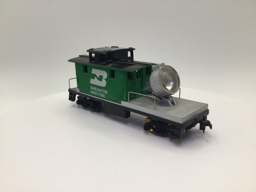 Tyco Burlington Northern Operating Floodlight Car #346 HO Scale Item 91-0-333 - Picture 10 of 21