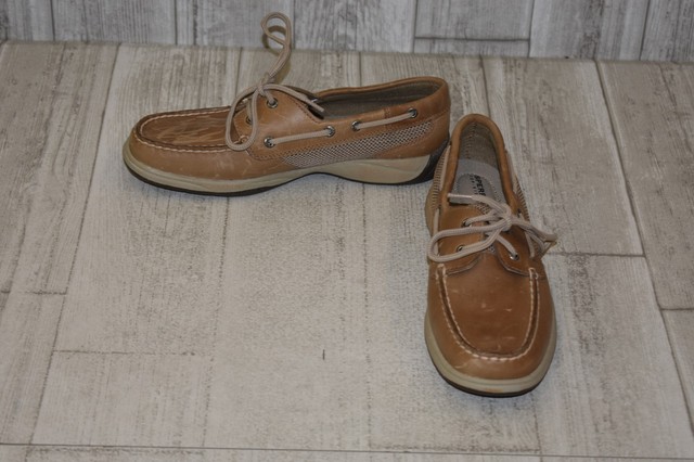 sperry intrepid boat shoe