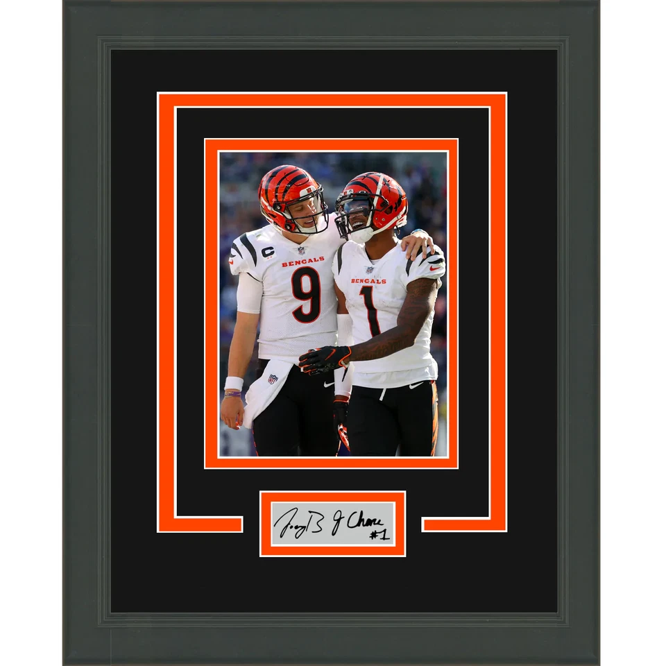 HOFSM.COM HALL OF FAME SPORTS MEMORABILIA Framed Joe Burrow Ja'Marr Chase Facsimile Laser Engraved Bengals 14x17 Photo