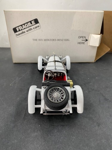 Danbury Mint 1931 Mercedes Benz SSKL 1/24 CAR DIECAST W/BOX - Picture 3 of 8