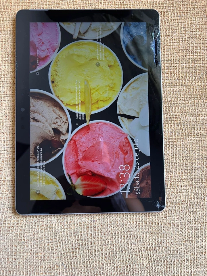 Microsoft Surface Go 10" 64GB Wi-Fi Tablet - Plata - Imagen 4 de 4