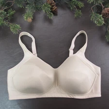 Vanity Fair Bra 40DD Tan Padded Wireless Adjustable Clasp Back