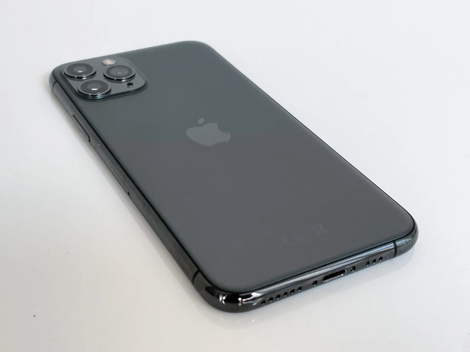 TEILDEFEKT Apple iPhone 11 Pro A2215 64GB - Space Grau (Ohne Simlock) 01 - Bild 2 von 4