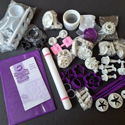Wilton Fondant Tools Cake Pastry Decorating Lot of 50+ Items 
