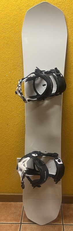 150cm Blank Snowboard Diamond Cut Hybrid Snowboard with Bindings