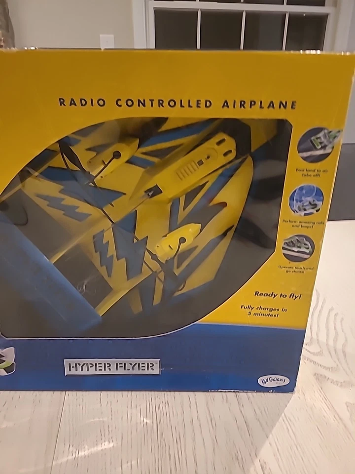 Hyper Flyer Radio Controlled Airplane - Image 3 of 4