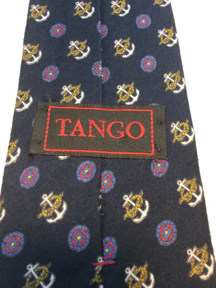 CORBATA TANGO HOMBRE 4 X 58 NEGRA CON ANCLAS Y CUERDA CON CÍRCULOS AZULES Y ROJOS Foto 4 de 4