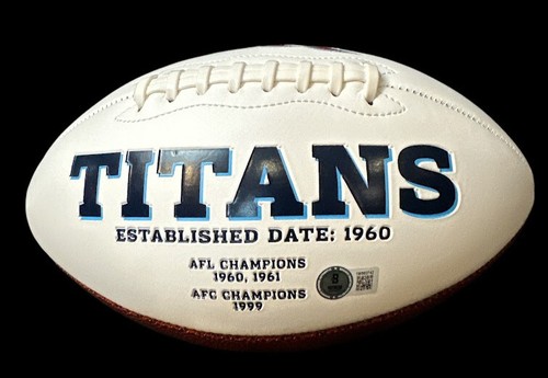 Tony Pollard Signed Tennessee Titans Logo Football (Beckett) - Picture 2 of 2