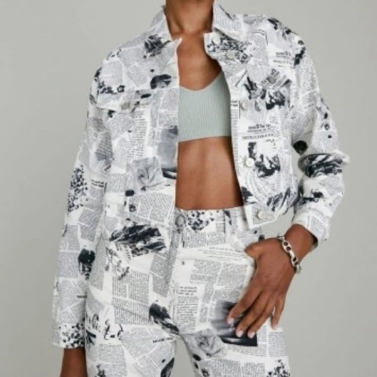 Reformation Small Cora Shrunken Jean Denim Jacket Newspaper Print Rare