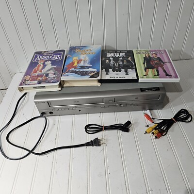 Emerson EWD2004 DVD/VHS VCR Combo Bundle Player TESTED +Bonus DVDs +Cassettes