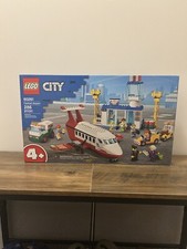LEGO Central Airport 60261 BRAND NEW SEALED
