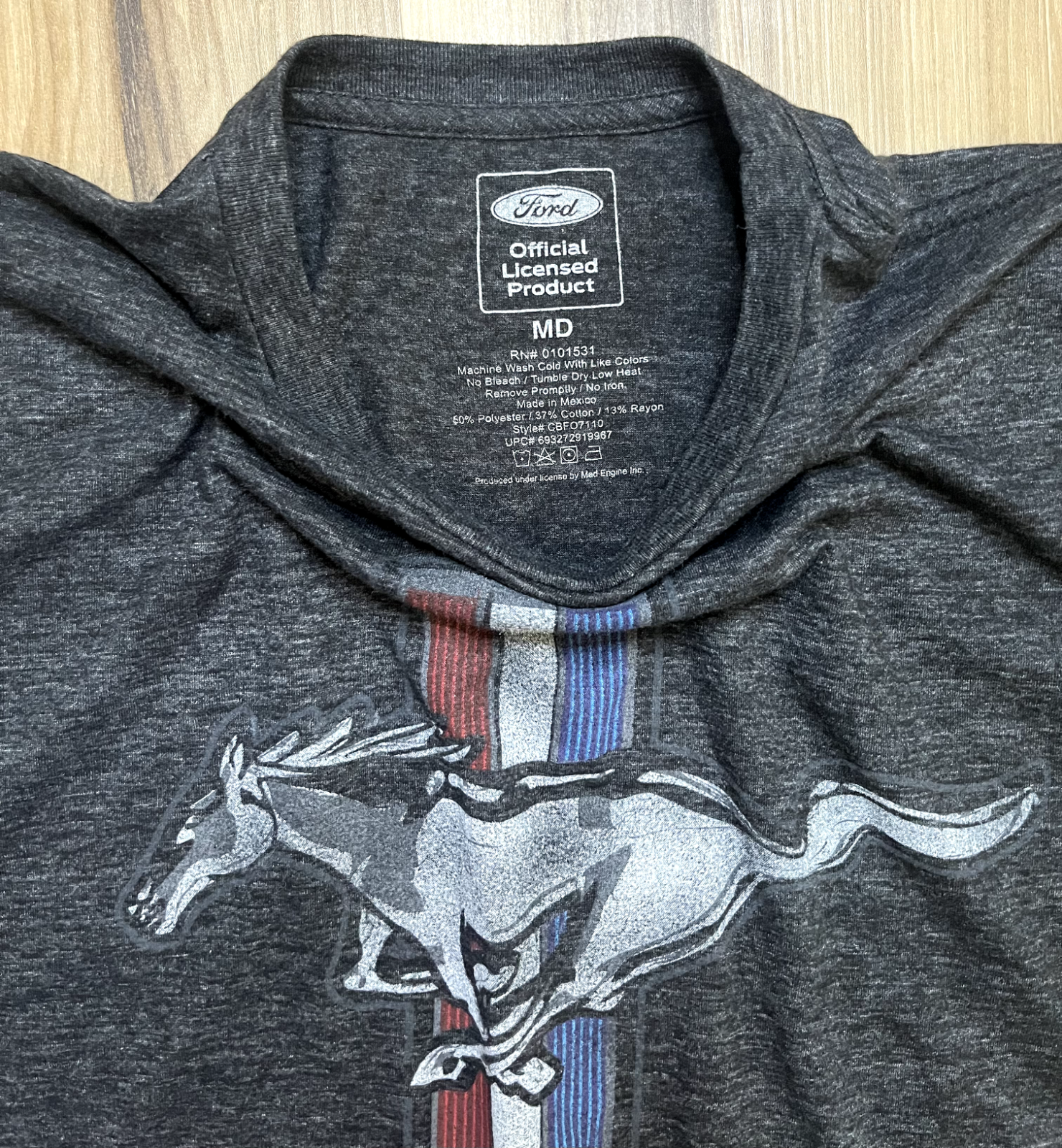 PONY T shirt Ford prodotto ufficiale con licenza Ford Mustang grigio antracite Medium