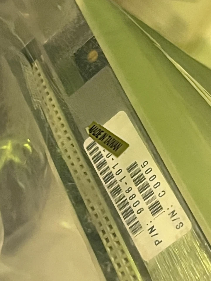 CRU-DataPort 9085-101-01 Carrier, DP5, Ultra SCSI, Metal, Key - Image 4 of 4