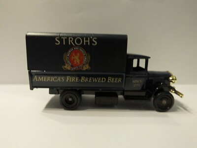 LLEDO DG28 007B 1934 MACK CANVAS BACK TRUCK - STROHS AMERICAS FIRE BREWED BEER #36