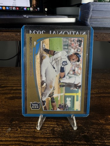 Miguel Cabrera [Gold] #660 2013 Topps card