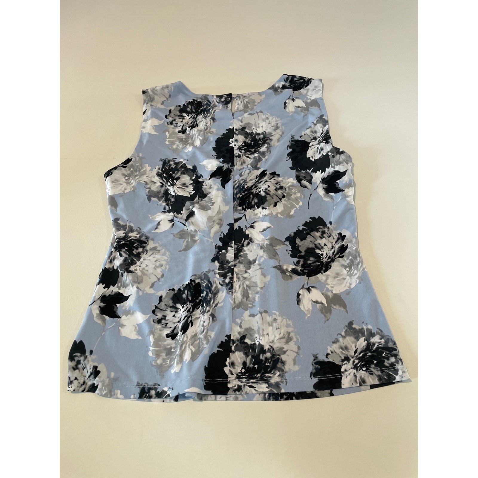Calvin Klein Size 8 Light Blue Sleeveless Career Top Floral Pattern image 6