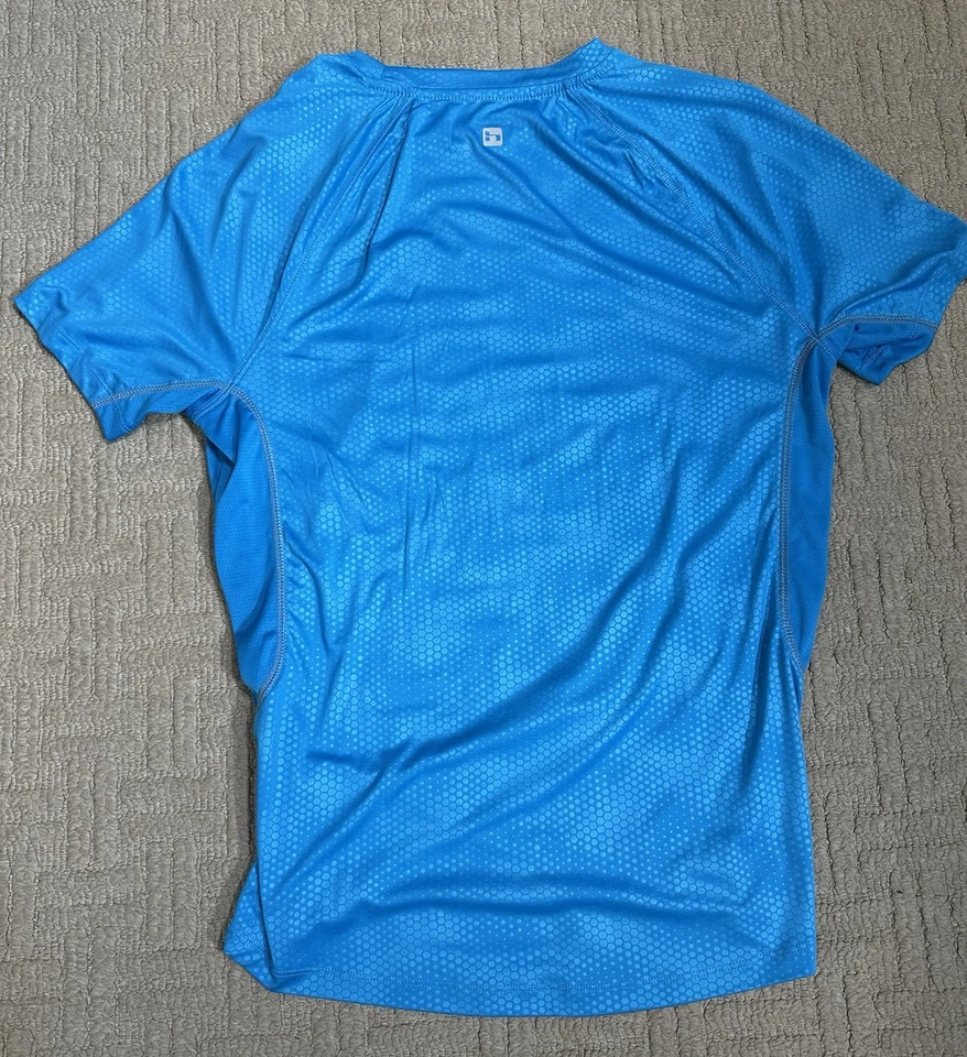 Men's Hind Athletic Running Blue Reflective Short Sleeve T Shirt Medium NWOT - Image 2 of 4