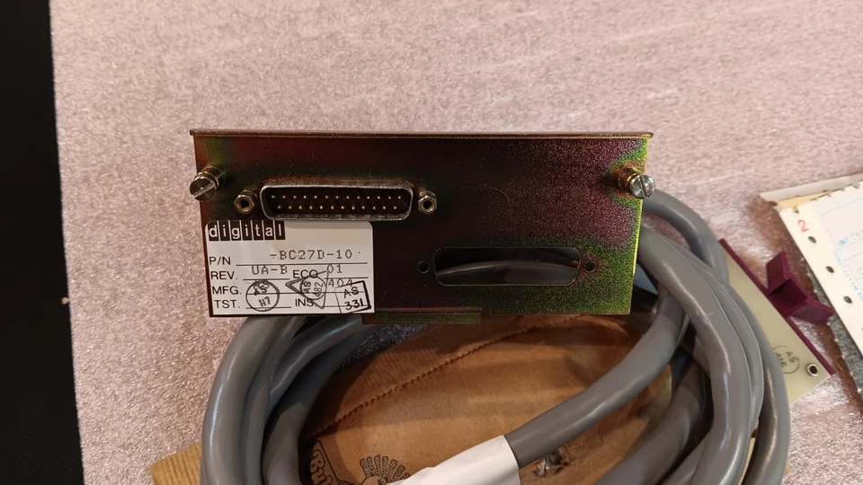 Digital Equipment Corp M9700 cable connector CK0DN11-1D (BC27N-10) NEW OLD STOCK - Image 4 of 4