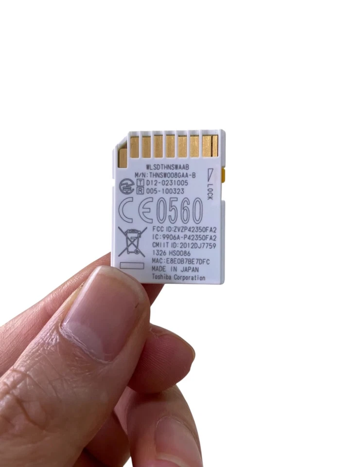 Used Toshiba FlashAir 8GB Wireless LAN Wi-Fi SD Card SDHC Class 10 W-02 - Image 2 of 4