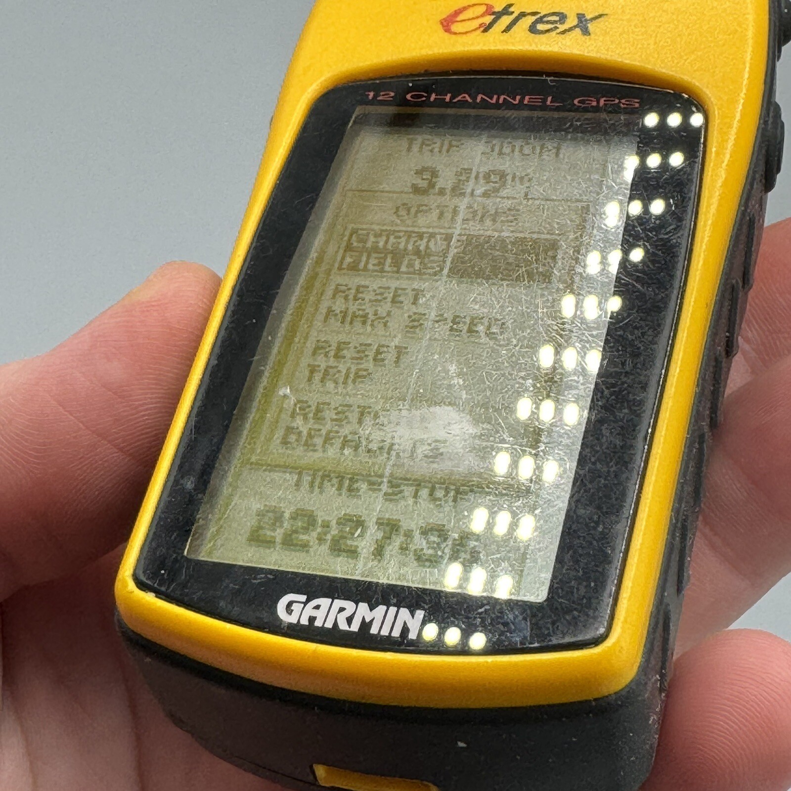 Garmin eTrex 12 Channel GPS Handheld Personal Navigator Hiking Walking