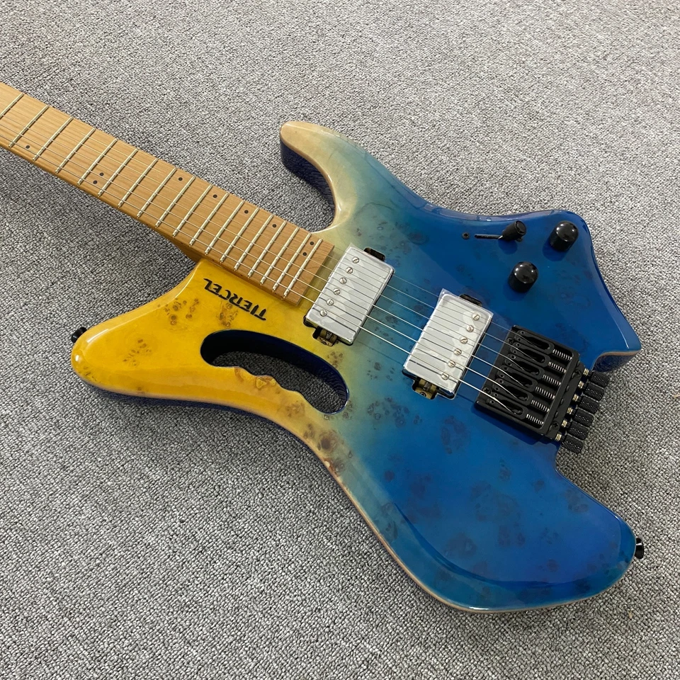 Low-price sale of Headless electric guitar with chrome hardware and 6 strings - Image 3 of 4
