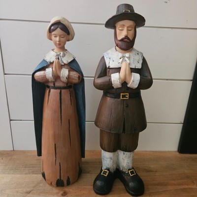 VTG Praying Pilgrim Couple Figurines  Folk Art Thanksgiving Colonial Decor 15''