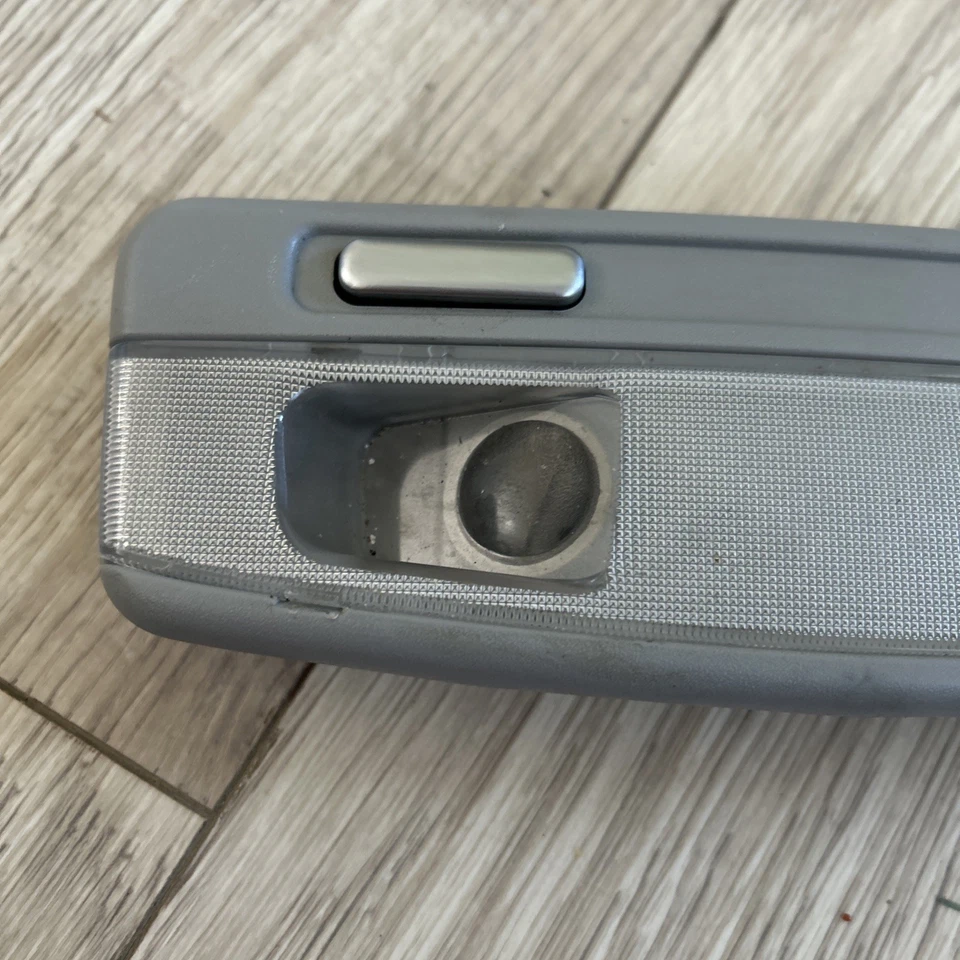 98-01 HONDA CR-V CRV - DOMO MAPA LECTURA LUZ LÁMPARA - DELANTERO DEL VEHÍCULO - OEM Foto 2 de 4