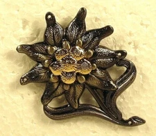 German Mountain Troops Gebirgsjäger Edelweiss Insignia Hat Cap Device Badge