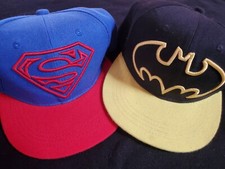 Vintage 2 Six Flags exclusive SNAPBACK baseball caps  Batman, Superman