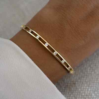 Women's Bangle Bracelet  4.50Ct Round Cut Simulated Diamond 14K Yellow Gold Over