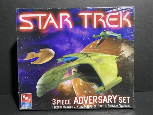 Star Trek 3 Piece Adversary Set Model Kit. - AMT / ERTL 2005 Brand New Sealed - Picture 1 of 5