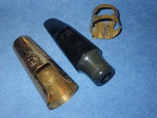 VINTAGE LARGE CHAMBER PICKLE BARREL BARITONE SAXOPHONE MOUTHPIECE -UNMARKED CONN