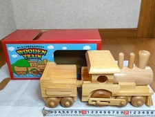 WOODEN TRAIN WOODEN TRAIN WITH WOODEN LOCOMOTIVE BOX 03b49c
