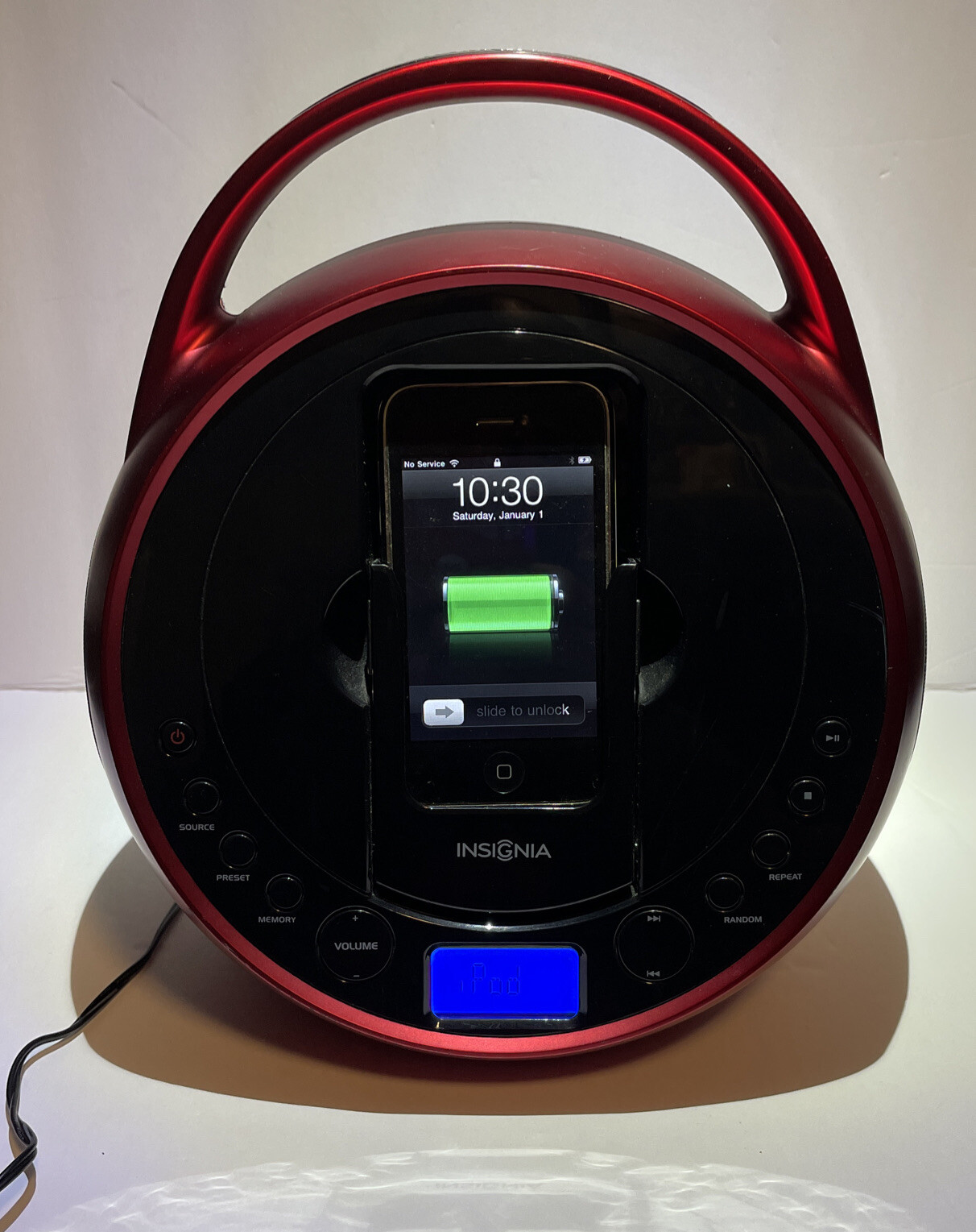 Insignia NS-BIPCD01 CD Ipod & Iphone 4th Gen Boombox Fm Radi