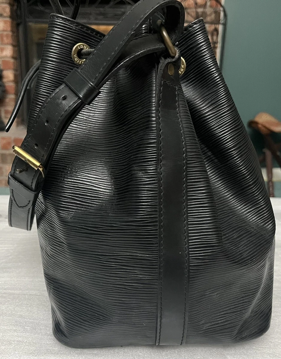 Louis Vuitton - Petit Noe Epi Leather Noir