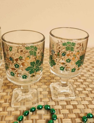 Vtg shamrock green and gold footed liquor glasses (4) St. Patricks Day - Picture 3 of 8