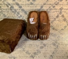 Bravest Studios Bear Claw Mules Brown Fur Sandals - US Men's 9 size - New in Box