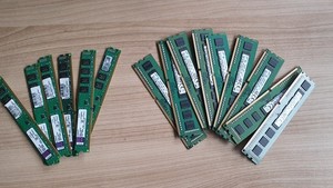 15 x DDR3 RAM, 4 GB Module von Samsung und Kingston