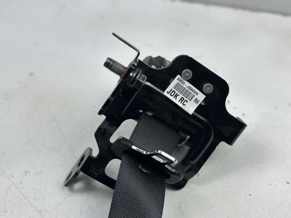 18-23 Kia Stinger Rear Right Passenger Seat Belt Retractor Black OEM 89820-J5500 - Image 3 of 4