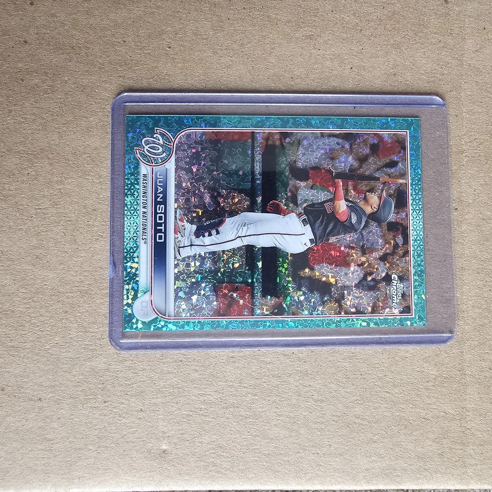 2022 Topps Chrome - Juan Soto #129 Aqua Mini-Diamond Refractor /199