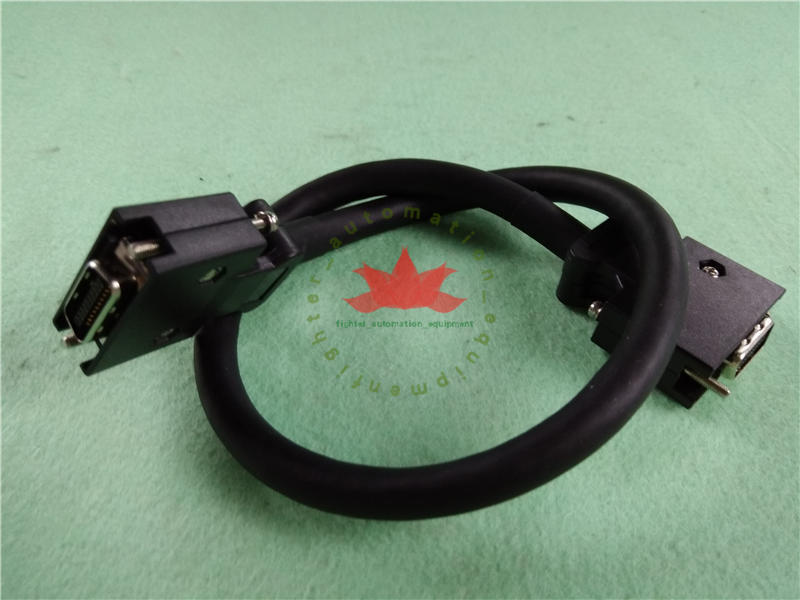 Mitsubishi MR-J2HBUS05M CABLE, FOR PS7DW-20V14B-F TMB, 0.5M
