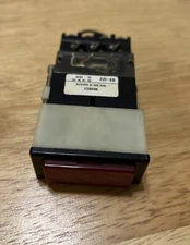 EAO 03-122.011 CH-4600 Push Button 03-607.011 250V 10A NC NO Olten